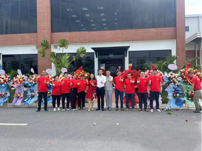 热烈祝贺越南星泽工厂开业大吉 净化工程顺利完工
