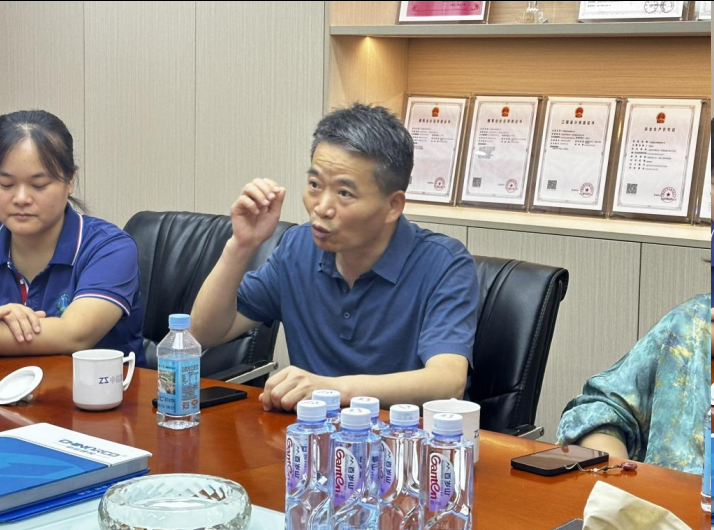 谭主任分享党组织“两应”模式核心目标 谭主任分享党组织“两应”模式核心目标